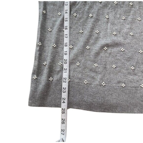 Talbots Women SZ M Gray Pearl Embroidery Sweater Top Blouse Thigh Knit Stretch - Picture 6 of 9